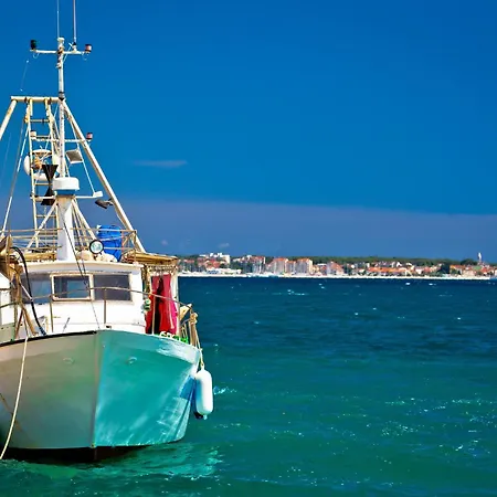 Апартаменты In Sv. Filip I Jakov 53959 *